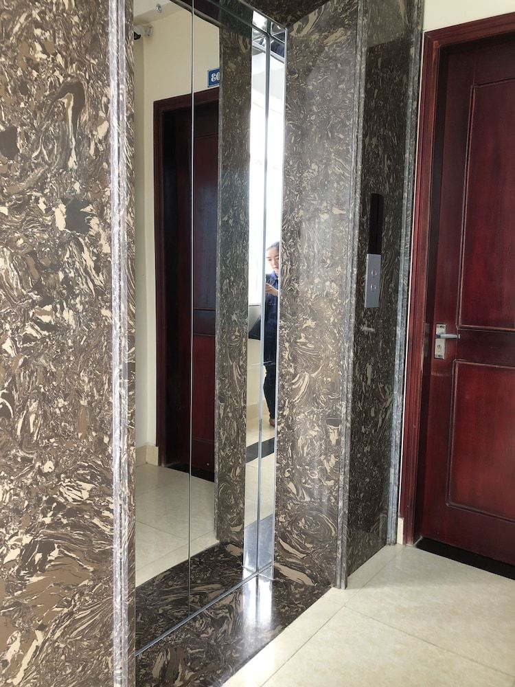 Catba Central Hotel 24