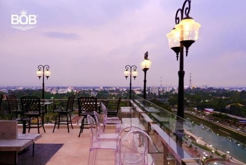 โรงแรมบี.โอ.บี (B.O.B HOTEL)0