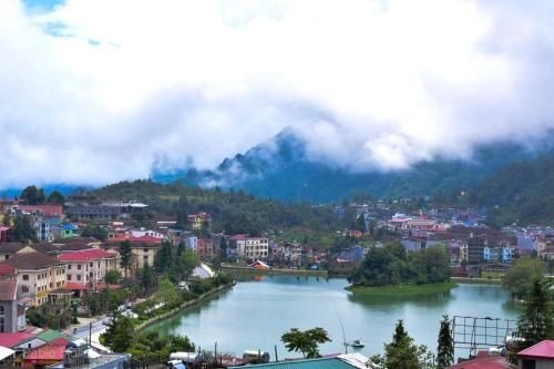 โรงแรมซาปาริส (Saparis Hotel)2