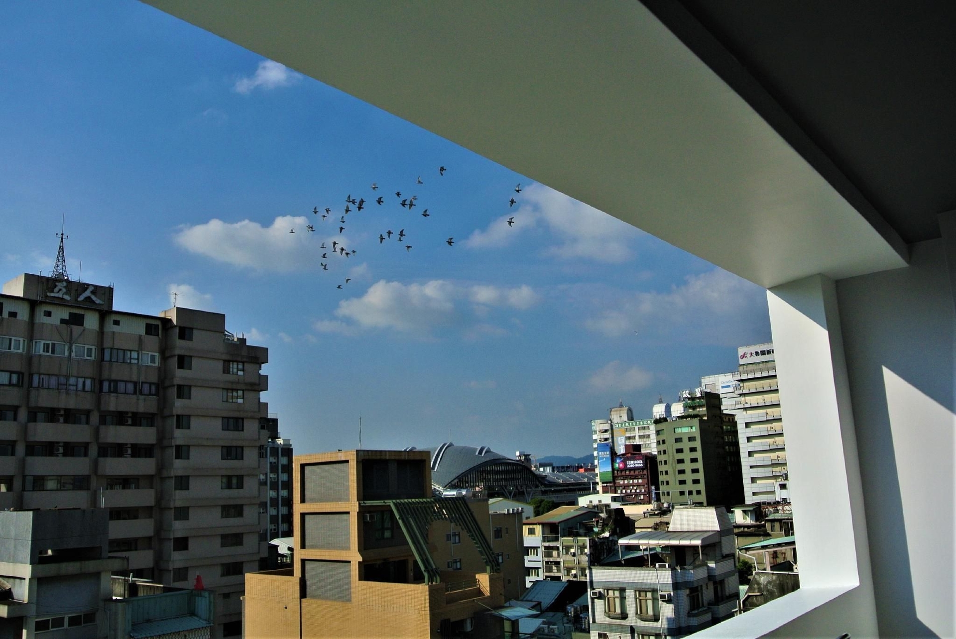 โรงแรมดีดินน์ (DDINN Hotel)2