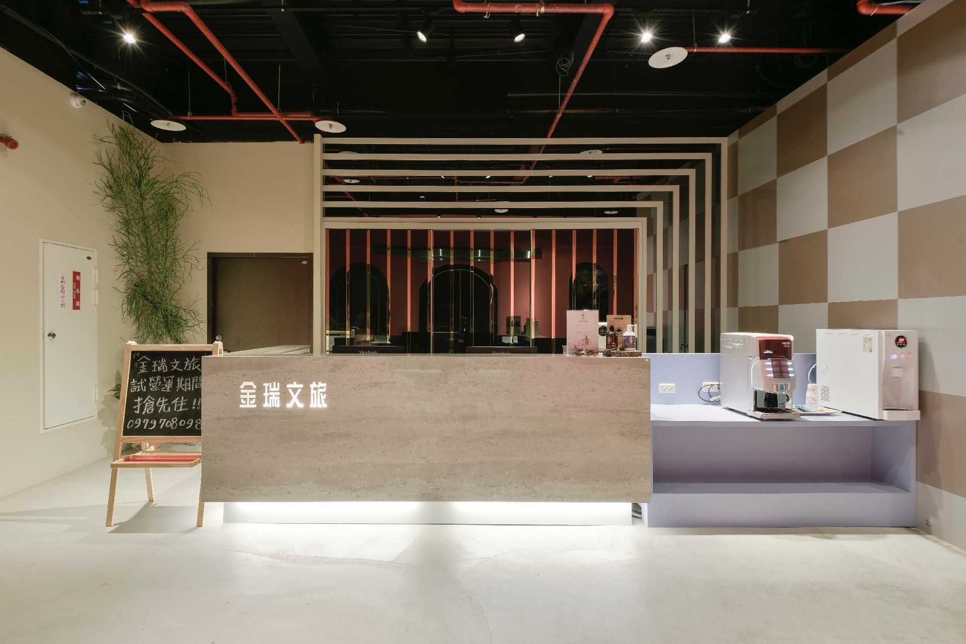 GOLD HOTEL3