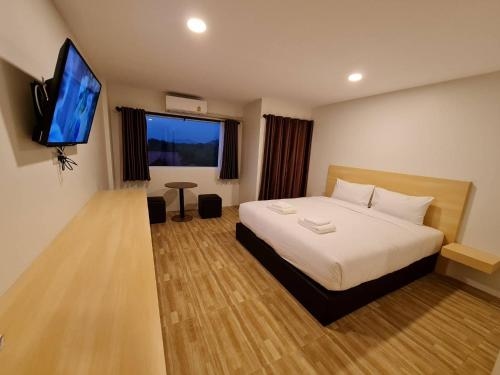 โรงแรมชาร์ล็อต สมาร์ท ลพบุรี (The Charlotte Smart Hotel Lopburi)0