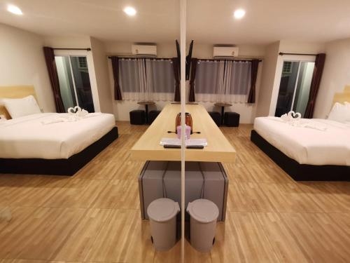 โรงแรมชาร์ล็อต สมาร์ท ลพบุรี (The Charlotte Smart Hotel Lopburi)2
