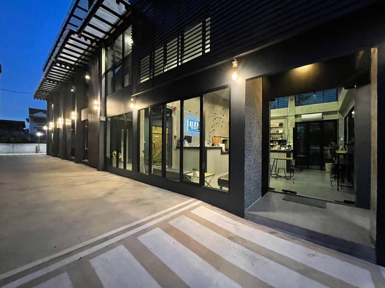 ลอฟต์ สเปซ โฮเทล (Loft Space Hotel)0