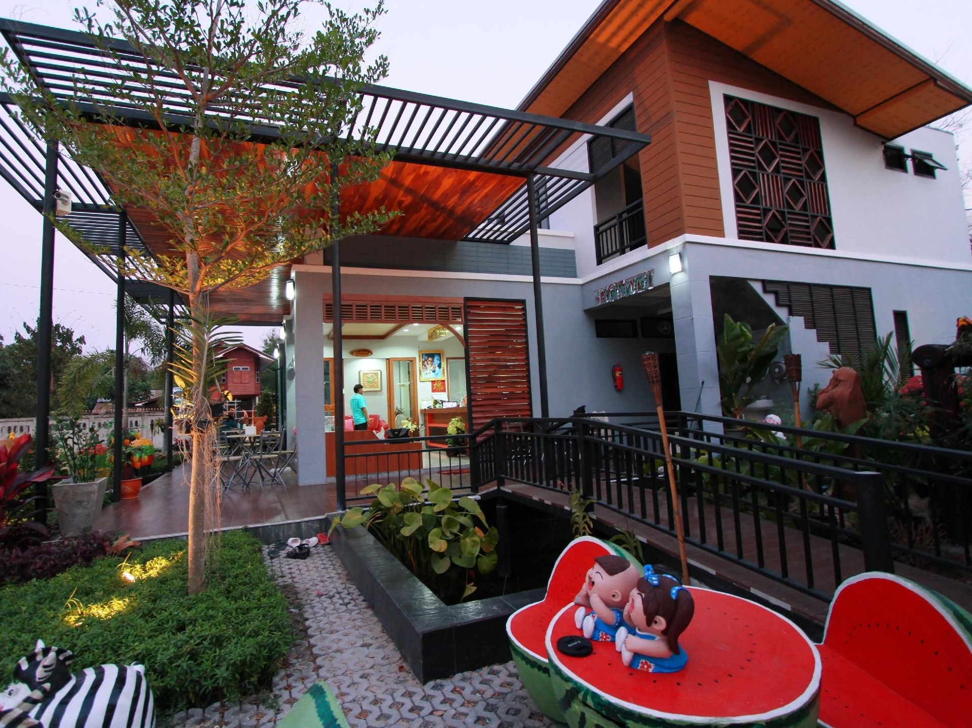 Phakawan Hotel4