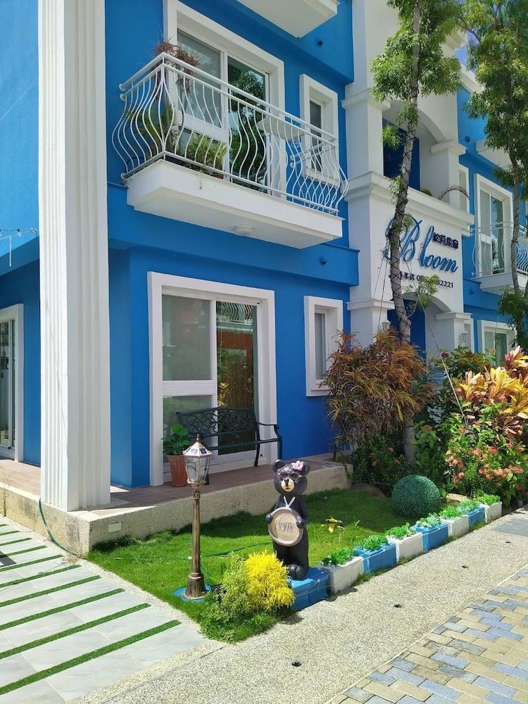 Bloom B&B0