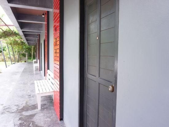 โรงแรมเพลินใจระนอง (Ploenjai Hotel Ranong)3