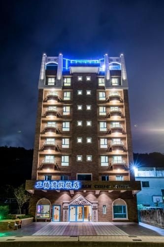 โรงแรมซานเจียว (San Chiao Hotel)0