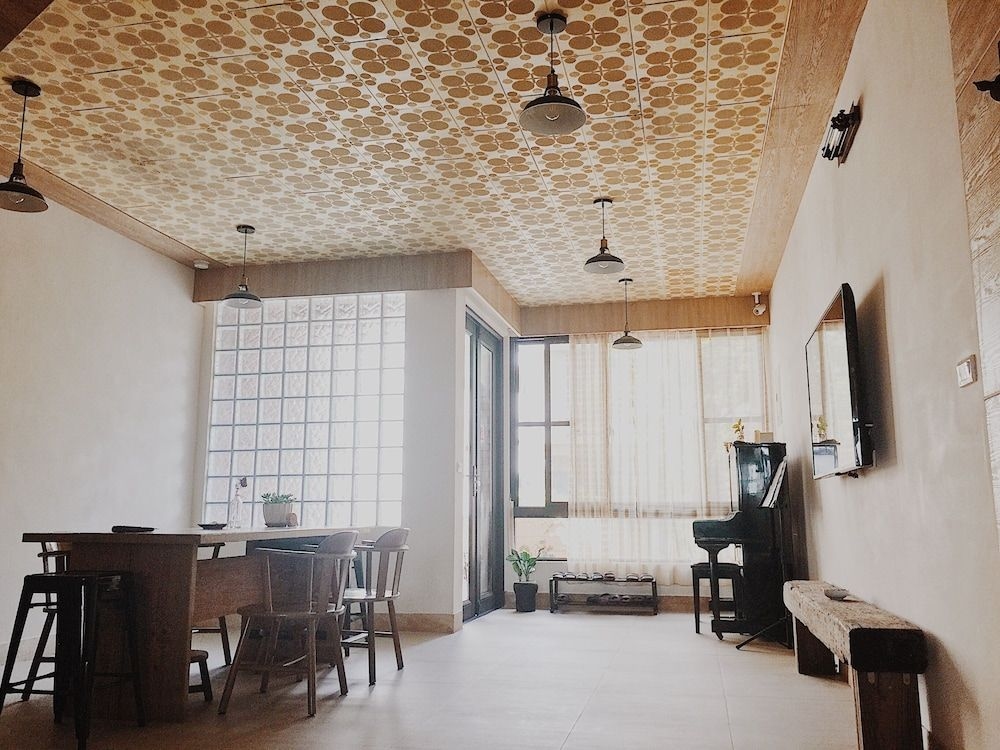 Lin's Inn4