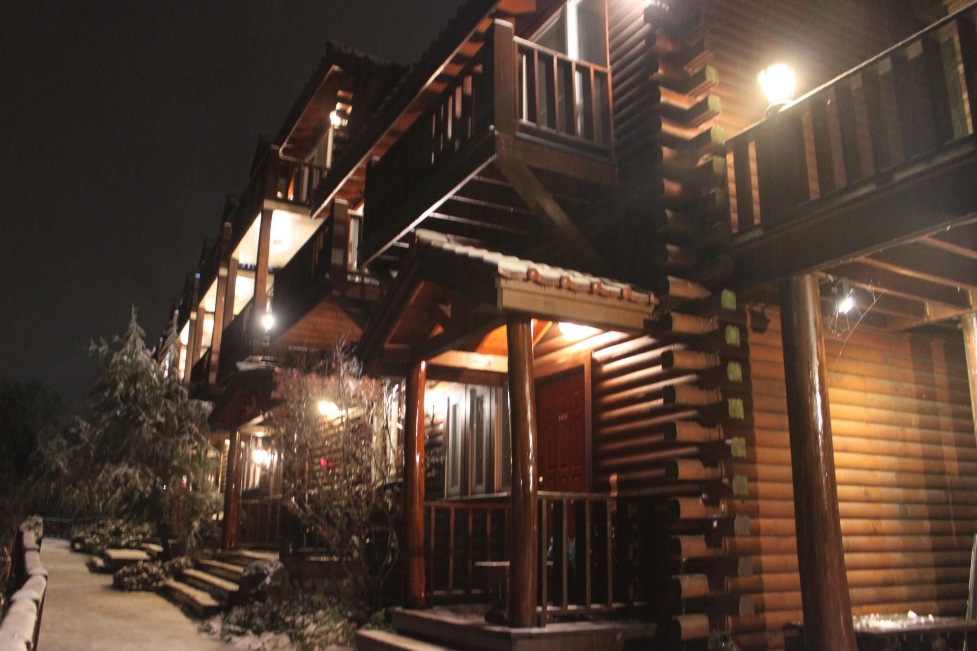Ailiga Travel Villa4
