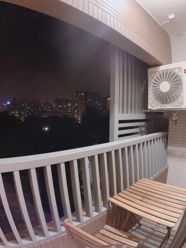 ไชน์ เรสซิเด้นซ์ (Shine Residence)1