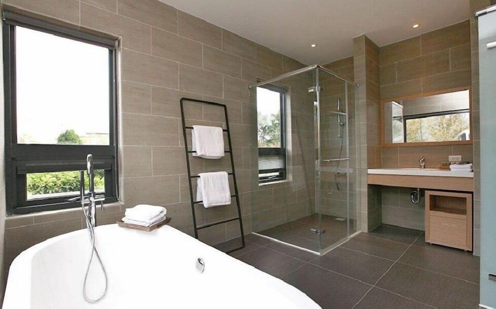 Lovely Pond Hostel4