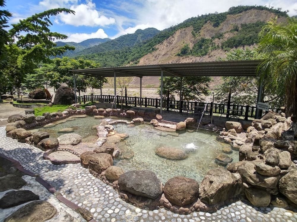 Fun Chen Resort Hotel2