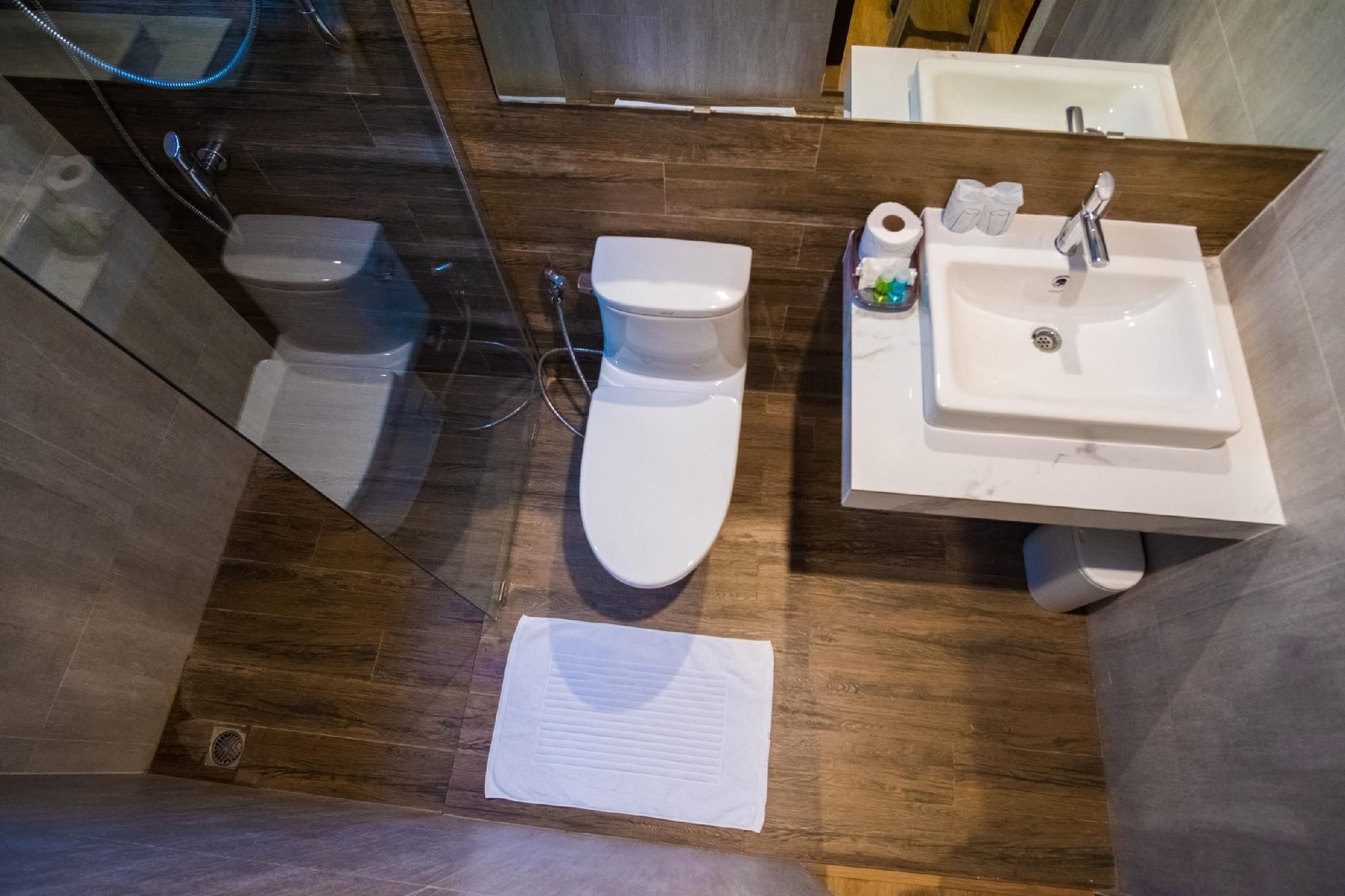 ทัยธารา เชียงคาน (Thaitara Chiangkhan)1