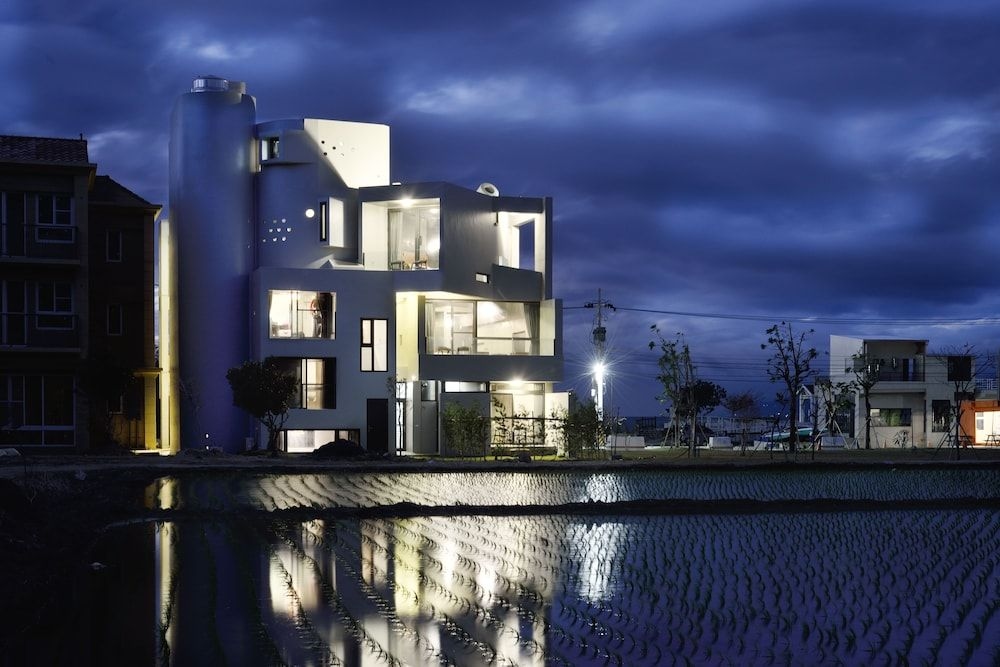 FaHaus1
