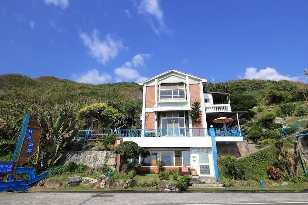 Sunny Ocean B&B0