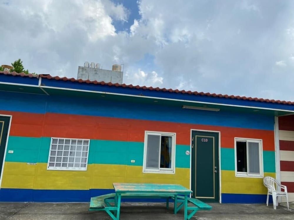 J Lin Hostel3
