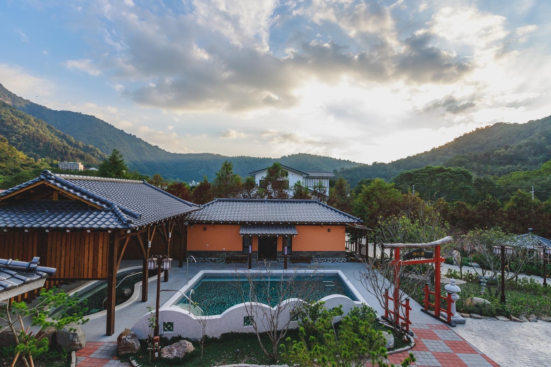หัวม่าน ฮอตสปริง วิลลา (Huaman hot spring villa)3