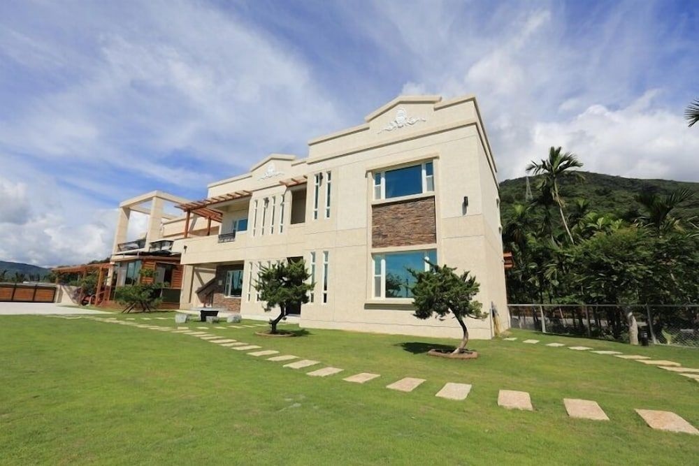 Cai Feng B&B4