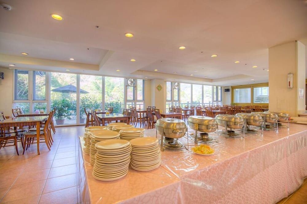 Crystal Hotel2