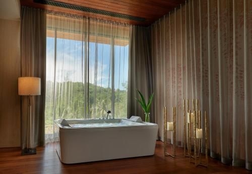 วี วิลล่า ภูเก็ต - เอ็มแกลเลอรี (V Villas Phuket - Mgallery)2