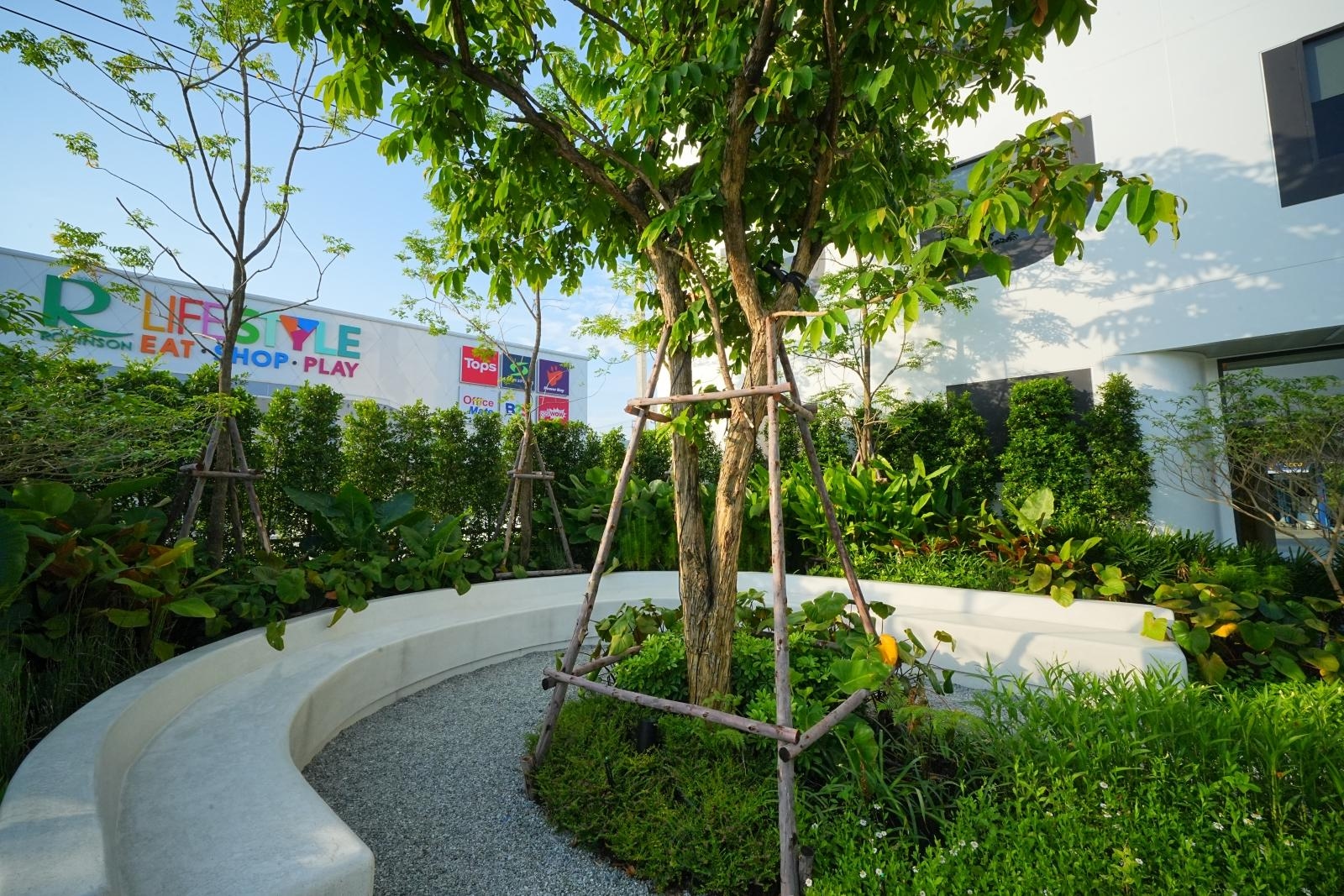 โก โฮเทล บ้านฉาง แอท โรบินสัน ไลฟ์สไตล์ บ้านฉาง (Go Hotel Ban Chang at Robinson Lifestyle Ban Chang)0
