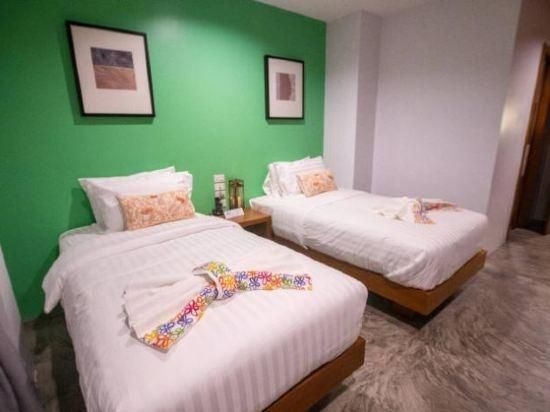 แร่นอง บูติค โฮเทล (Raenong Boutique Hotel)4