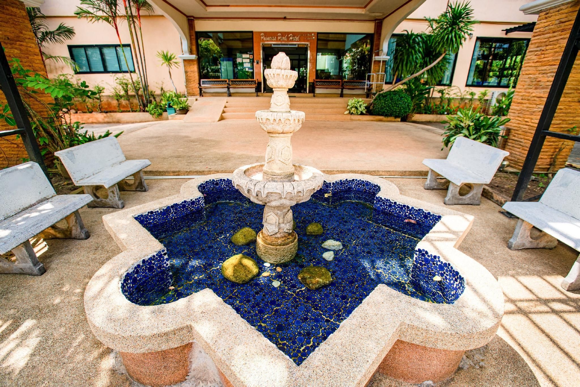 โรงแรมปรินเซส พาร์ค (Princess Park Hotel)2