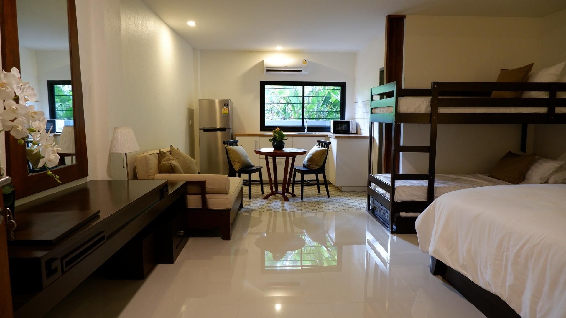 นารา เรสซิเดนซ์ ตรัง (Nara Residence Trang)1
