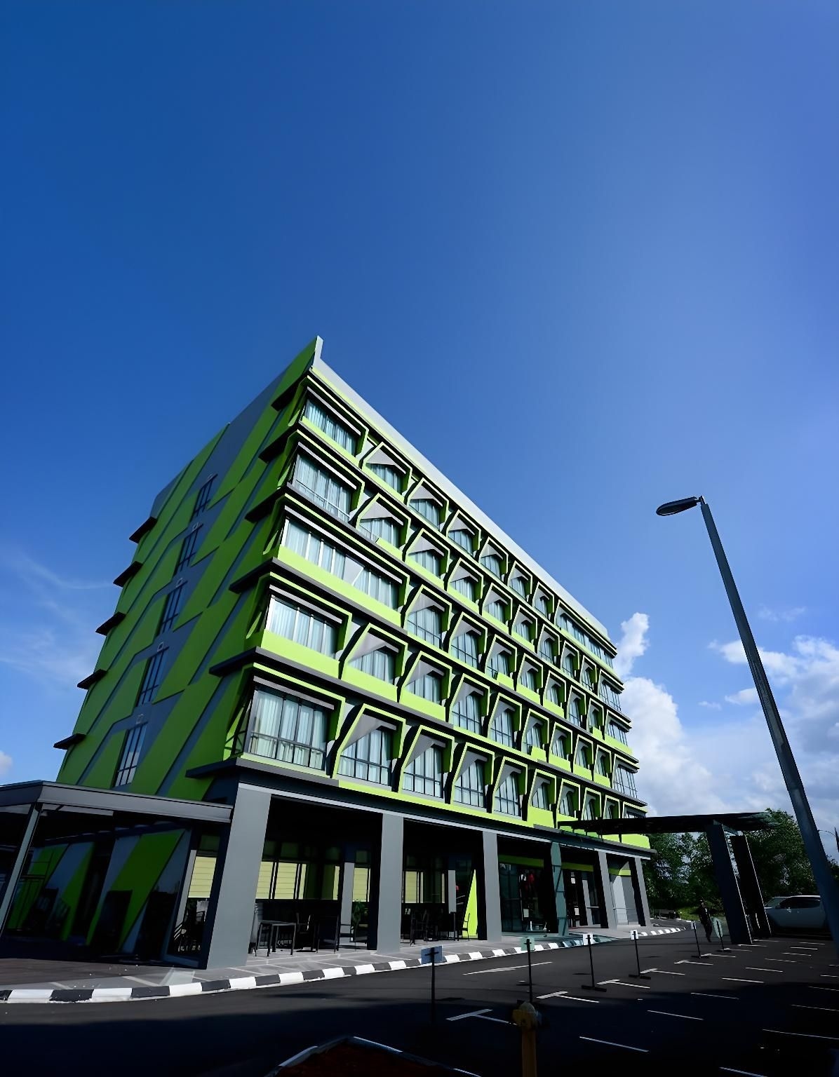 56 Hotel3