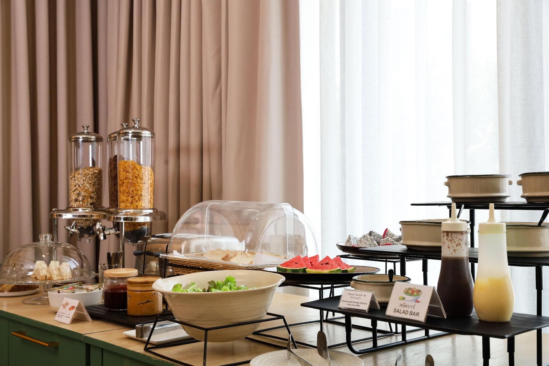 เดอะ ไรส์ สวีท โฮเทล เชียงใหม่ (The Rise Suites Hotel Chiang Mai)4