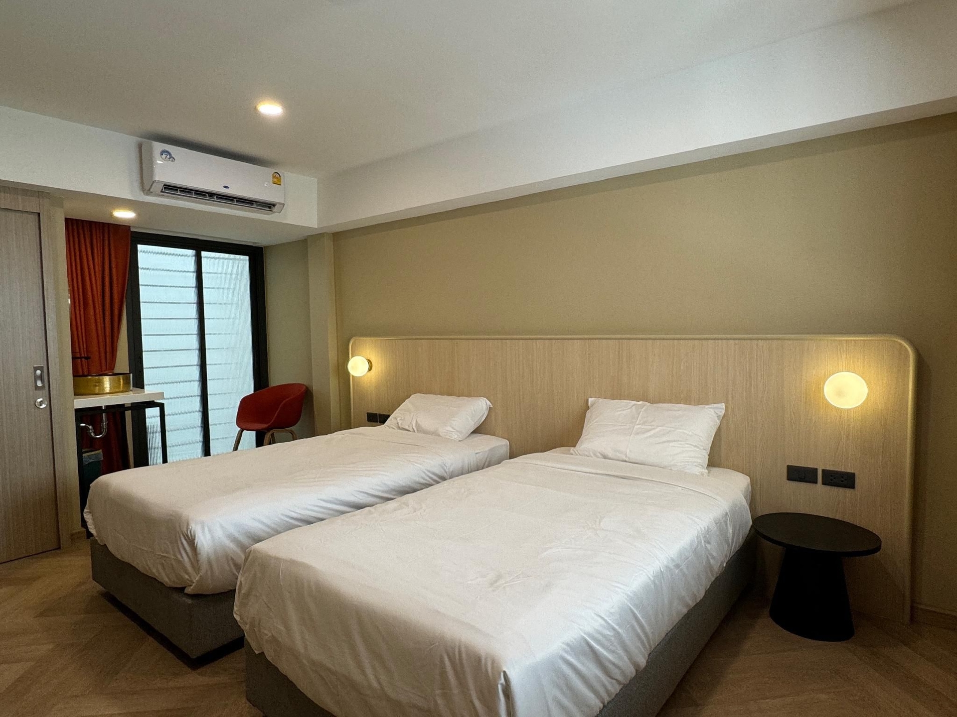 Parcel Hotel Bangkok1