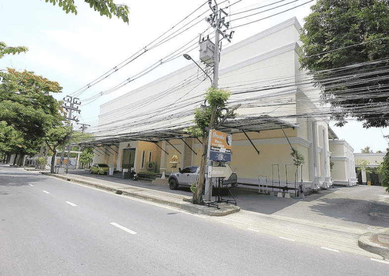 โอโย 1002 ปิ่นเกล้า รีสอร์ท (OYO 1002 Pinklao Resort)4
