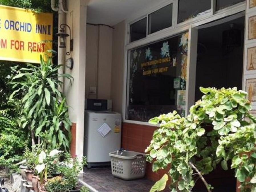 White Orchid Inn Nana 20