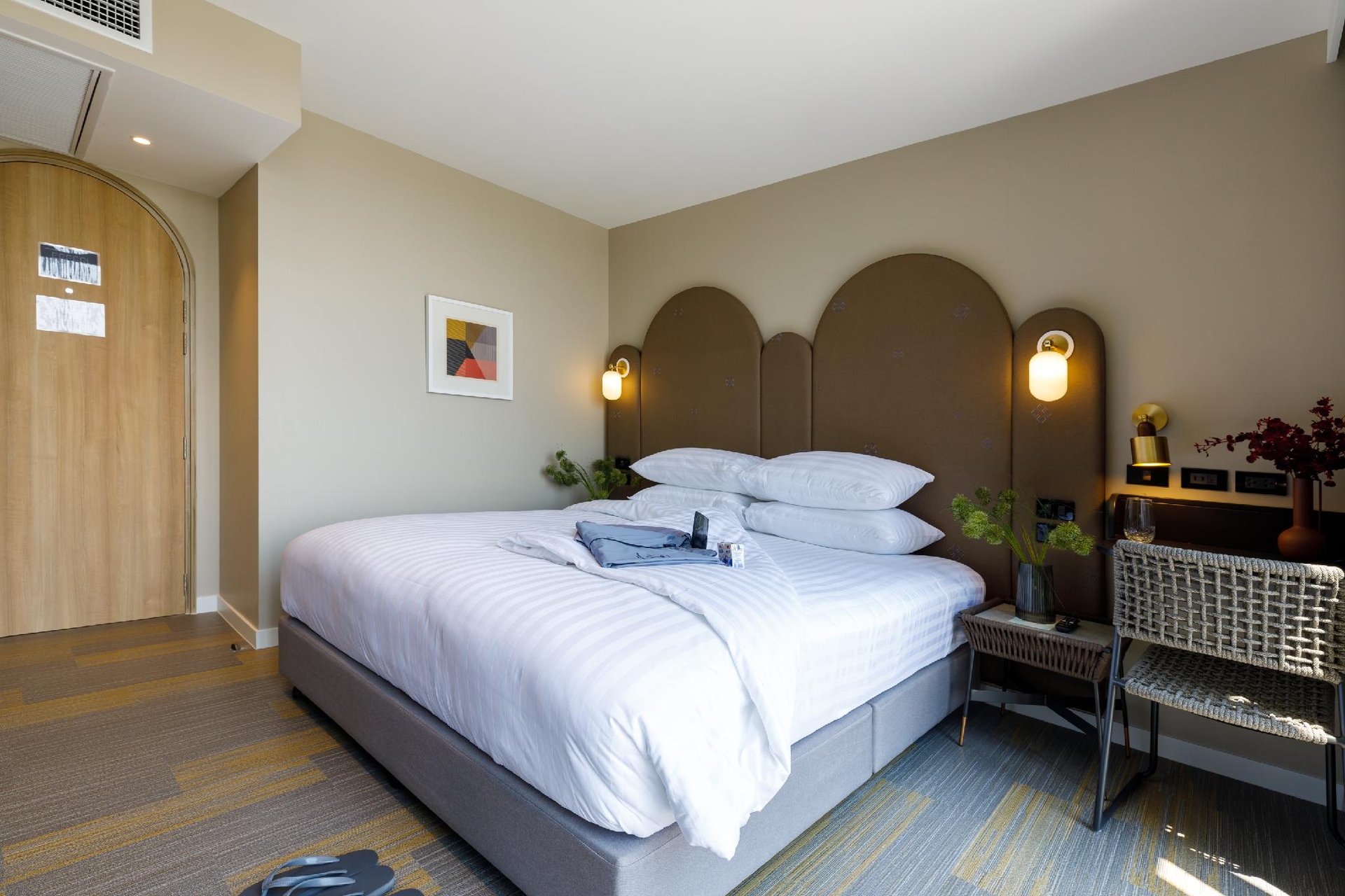 โรงแรมเบญจรงค์ กรุงเทพ (Benjarong Hotel Bangkok)1