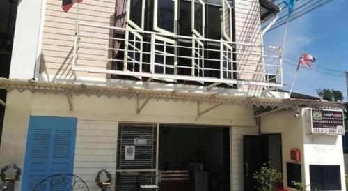 โรงแรมพันหมื่น (THOUSAND-TEN THOUSAND HOTEL)1