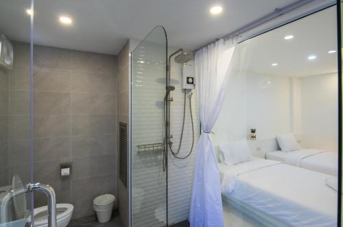 เดอะ ไวท์ โฮเทล บาย เจริญศรี (The White Hotel By Charoensri)4