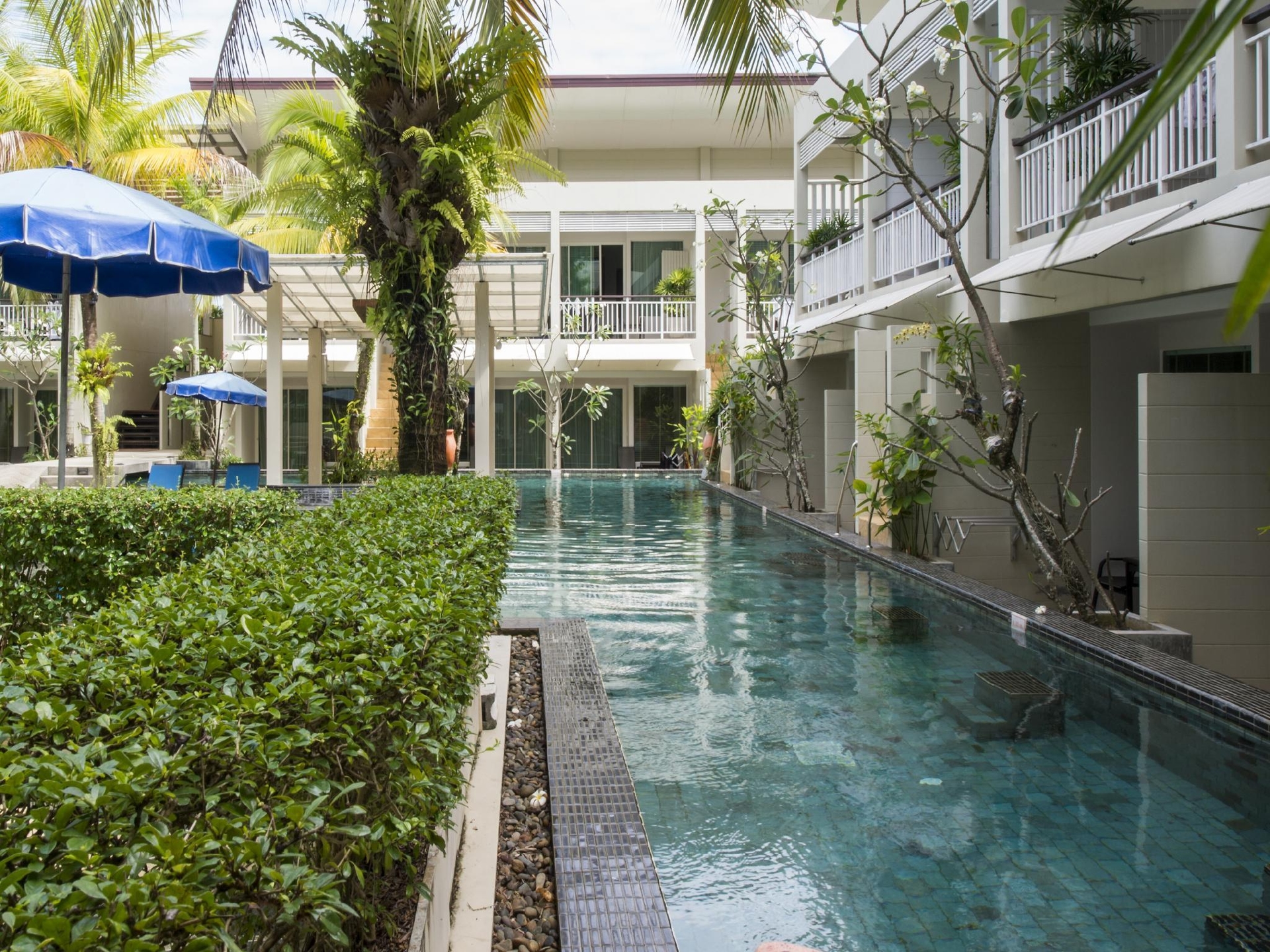 เอทู พูล รีสอร์ต (A2 Pool Resort)3