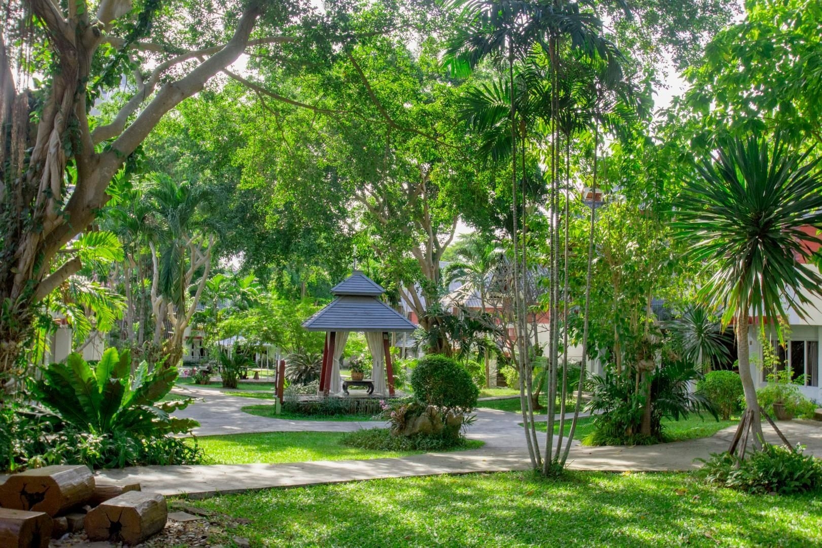 เนเชอรัล ปาร์ค รีสอร์ท (Natural Park Resort)2