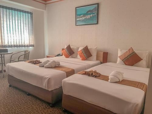 Merlin Grand Hotel1