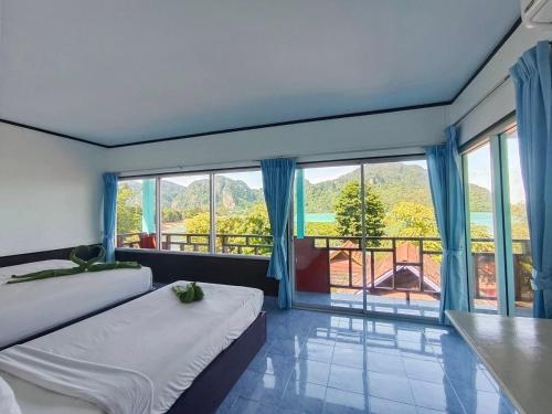 พีพี วิวพอยต์ รีสอร์ต (Phi Phi View Point Resort)2