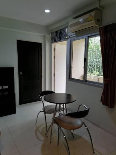 Orm Thong Apartments3