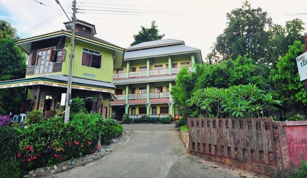 โรงแรม ปวินท์ศิลป์ (Pawinsilpa Hotel)4