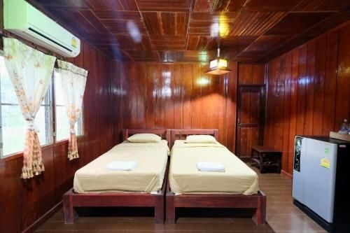 หอมหมื่นลี้ รีสอร์ต (hormuenlee resort)2