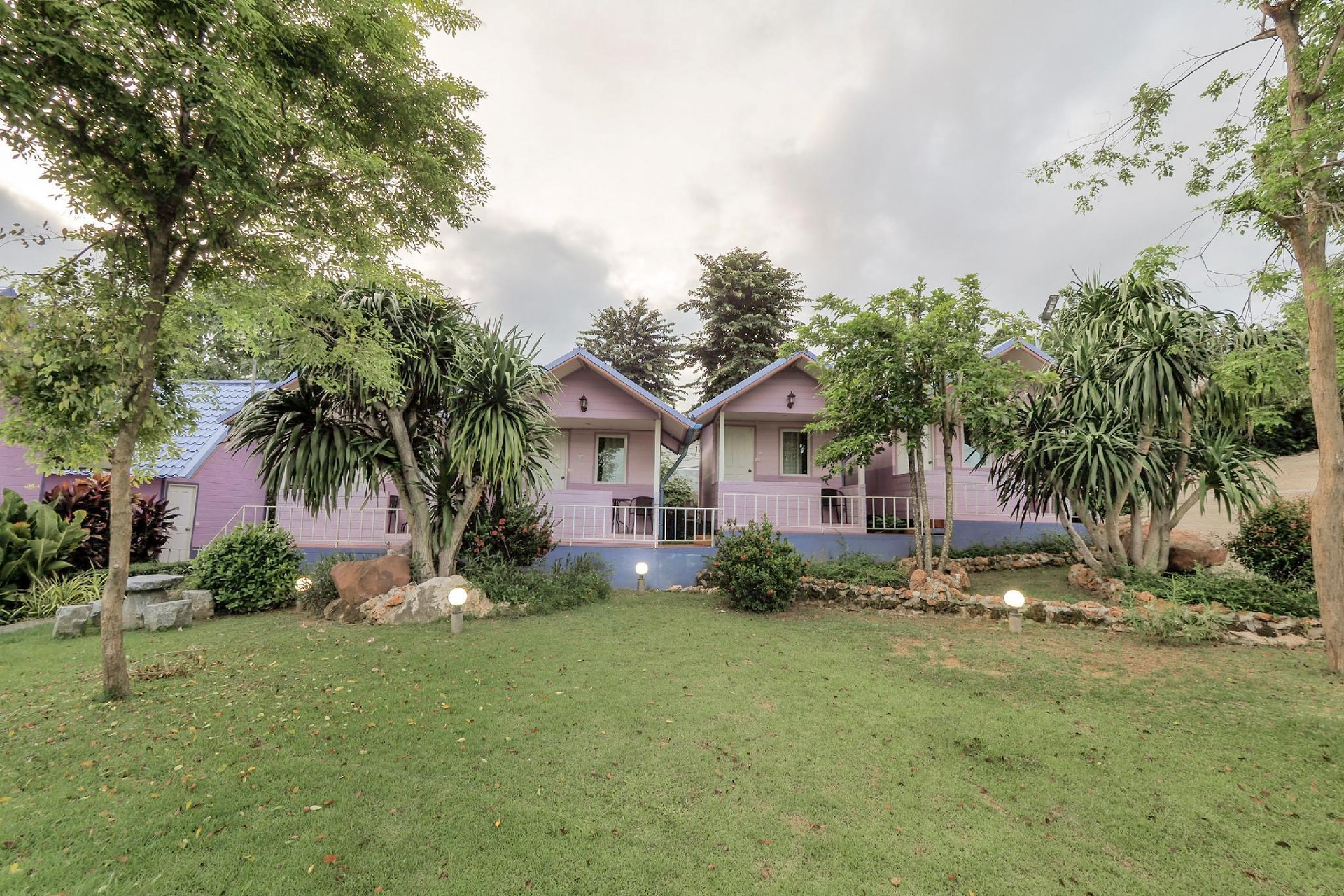 โอโย 75308 แพ ณ จันทร์ โฮม รีสอร์ท (OYO 75308 Pea Najan Home Resort)0