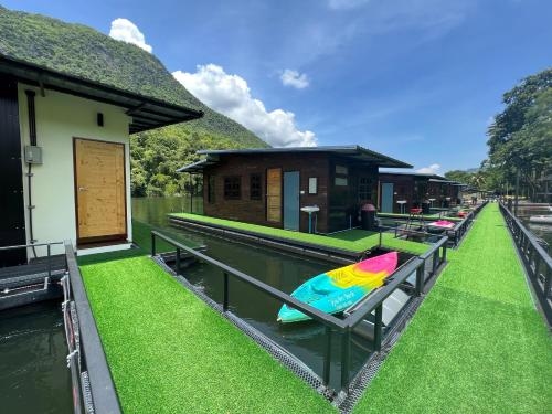 ภูนภัทร รีสอร์ต (Phu Naphat Resort)1