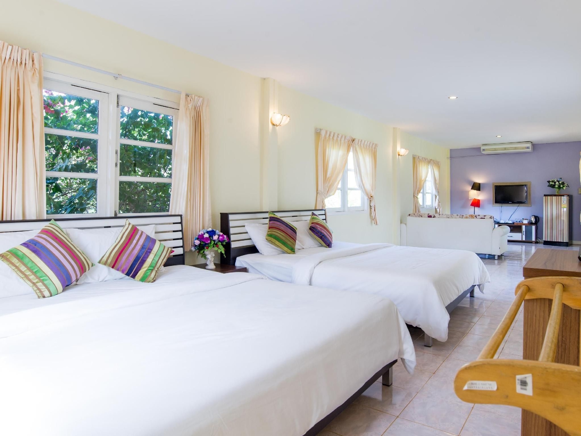 เดอะ ซีเคร็ต คลิฟฟ์ บูติก รีสอร์ท (The Secret Cliff Boutique Resort)2