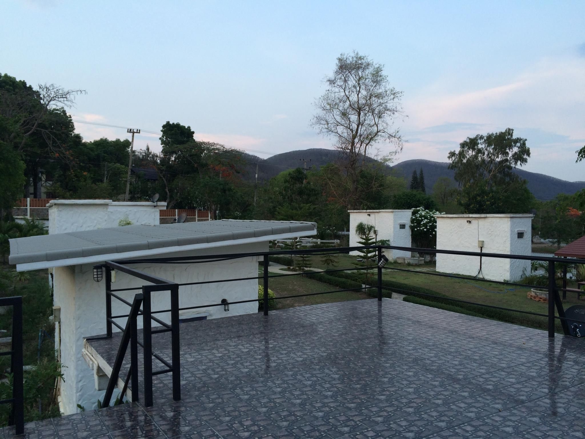 ไวท์ร็อค รีสอร์ท ปากช่อง (White Rock Resort Pakchong)1