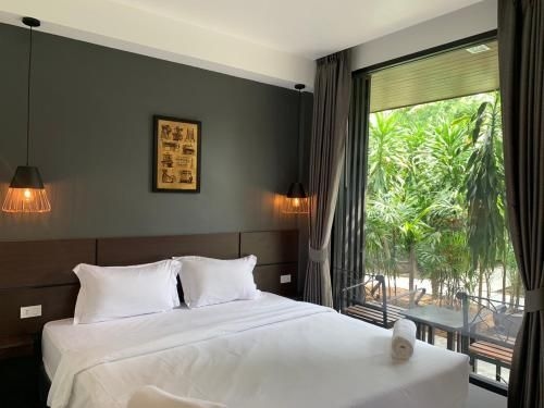 โรงแรมเดอะ เชส สมุย (The CHESS Samui Hotel)0