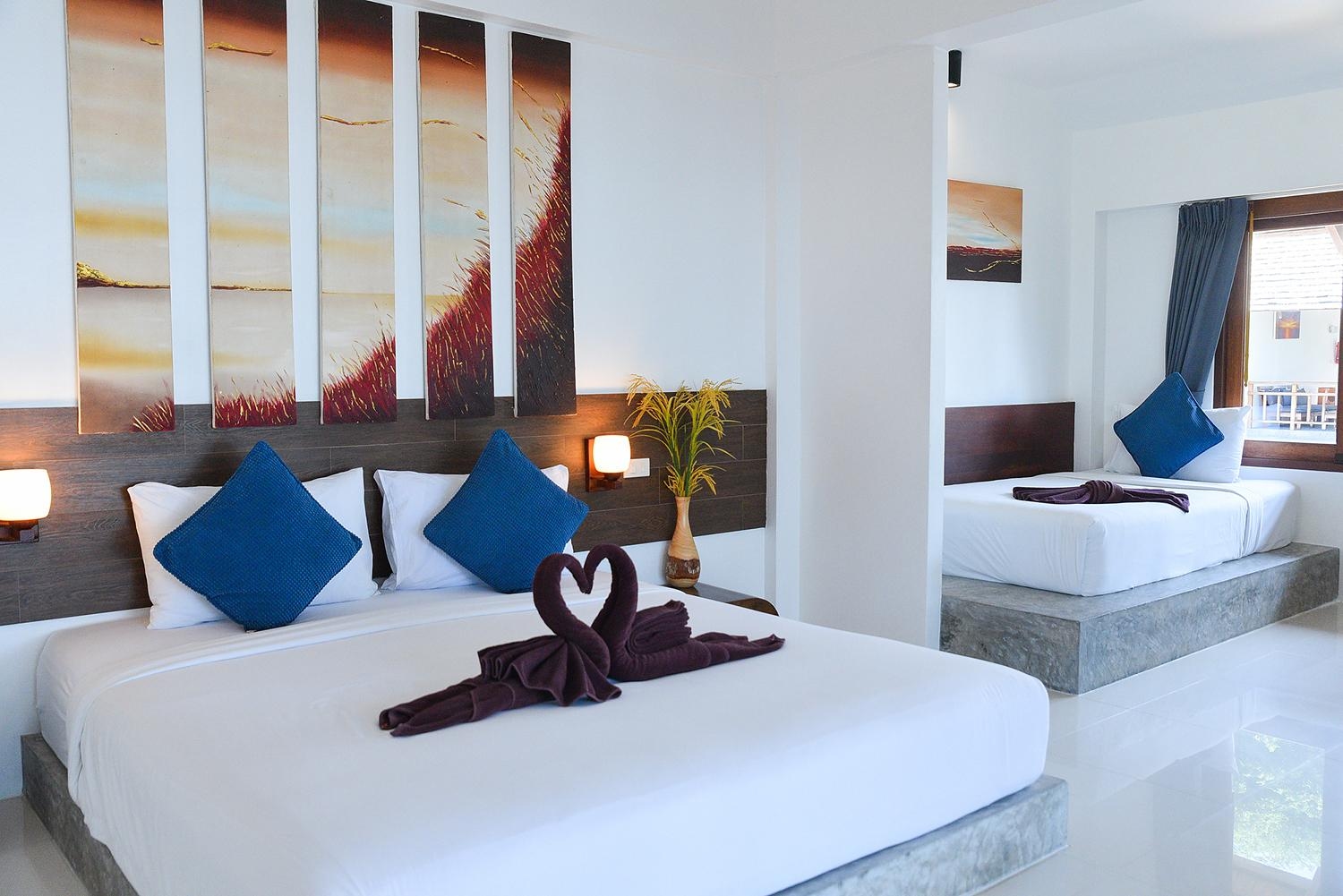 Sairee Cottage Resort4